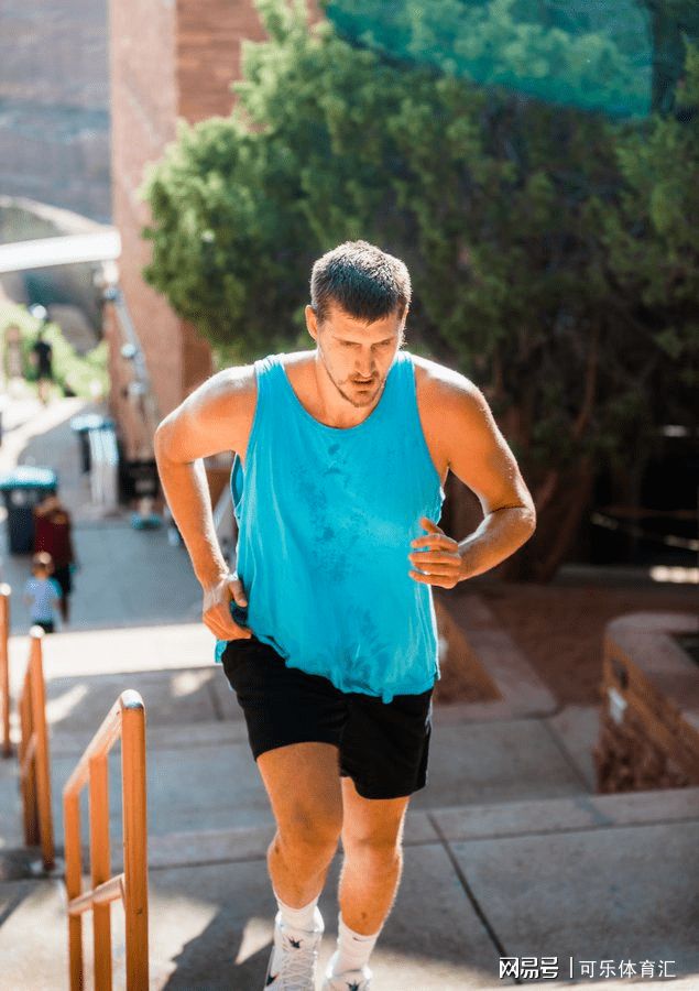 关于里程碑夜菲尼克斯太阳内部沟通；欧联冲刺阶段刷纪录；目标明确；年轻球员得到机会的信息-澳门娱乐城网站